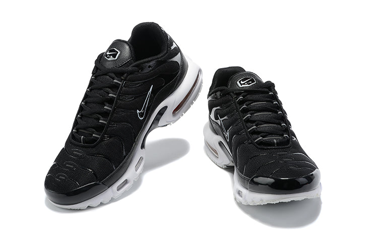 Air Max Plus TN 1 "Black/White"